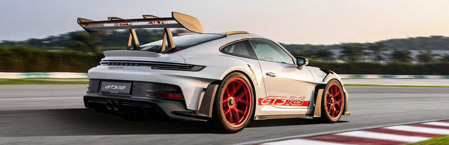 Porsche GT3 Splash Mobile Image